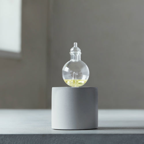 アットアロマ orb ネブライジングディフューザー｜水なし・火なし
